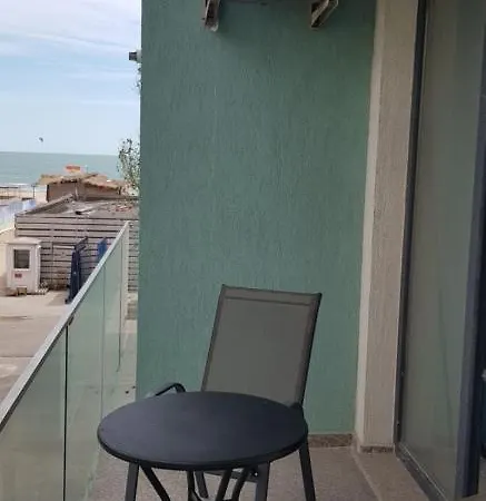 דירה Garsoniera Blue Marina 2 Summerland *